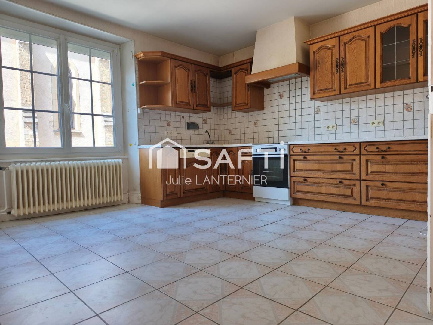 Maison 8 pièces 232 m² · à Voiteur · 232 m² · 319 000 €
