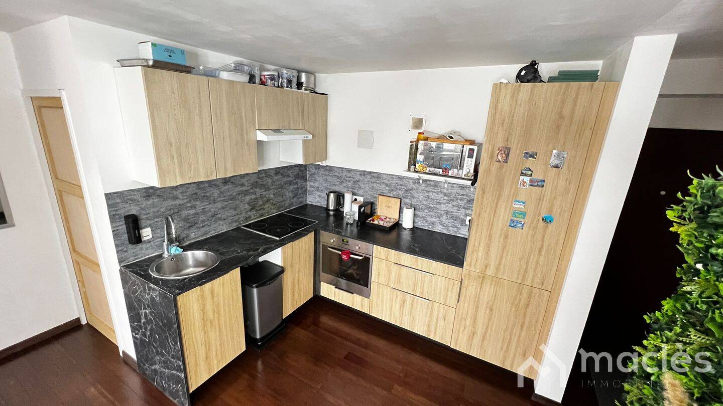Appartement 2 pièces 38 m² · à Saint-Denis · 38 m² · 114 000 €