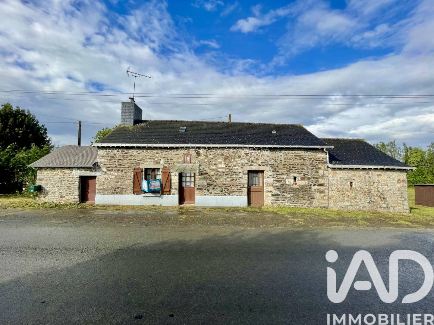 Maison 1 pièce 42 m² · à Juvigné · 42 m² · 45 000 €