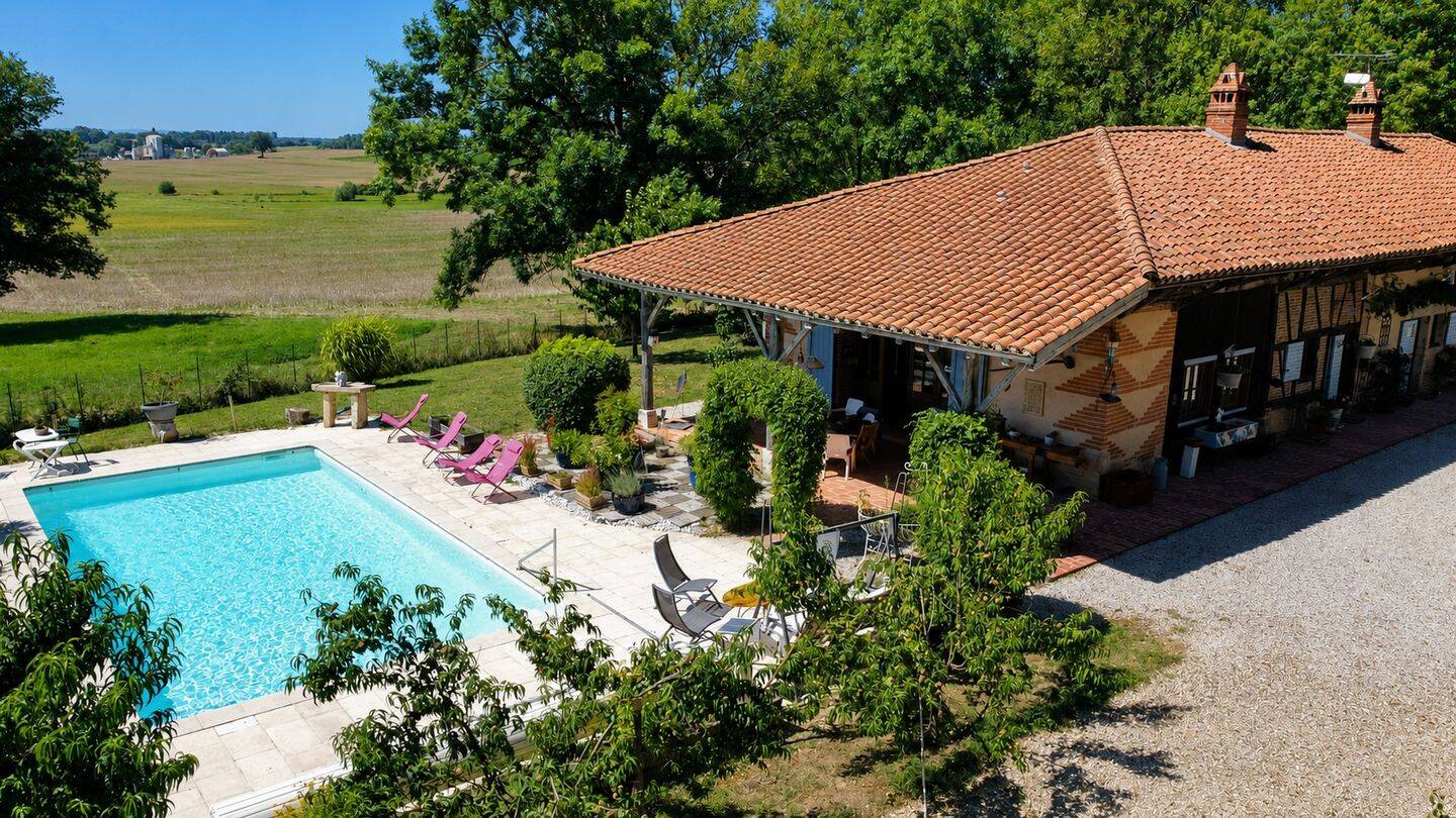 Maison 7 pièces 240 m² · à Varennes-Saint-Sauveur · 240 m² · 575 000 €