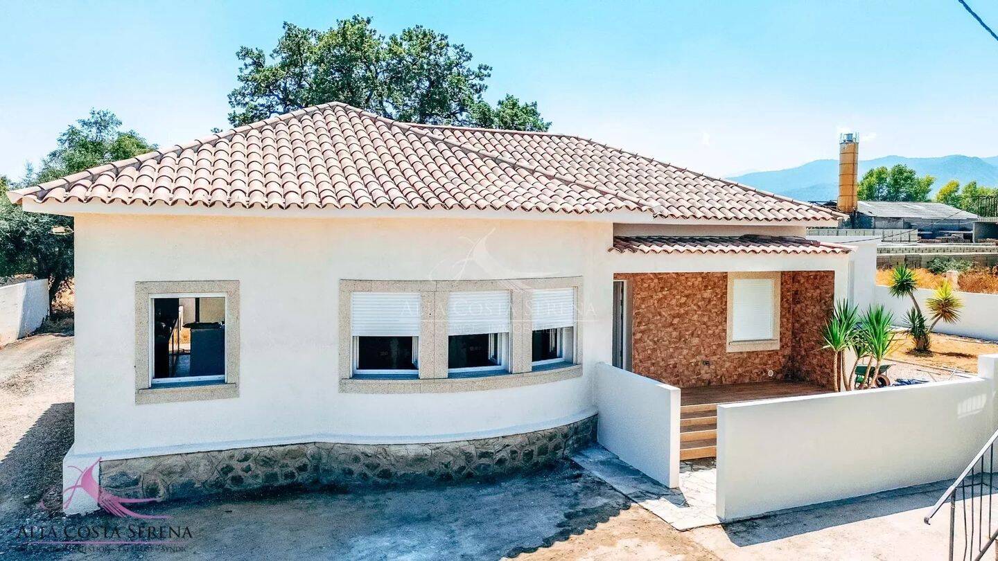 Maison 7 pièces 145 m² · à Prunelli-Di-Fiumorbo · 144,6 m² · 455 000 €