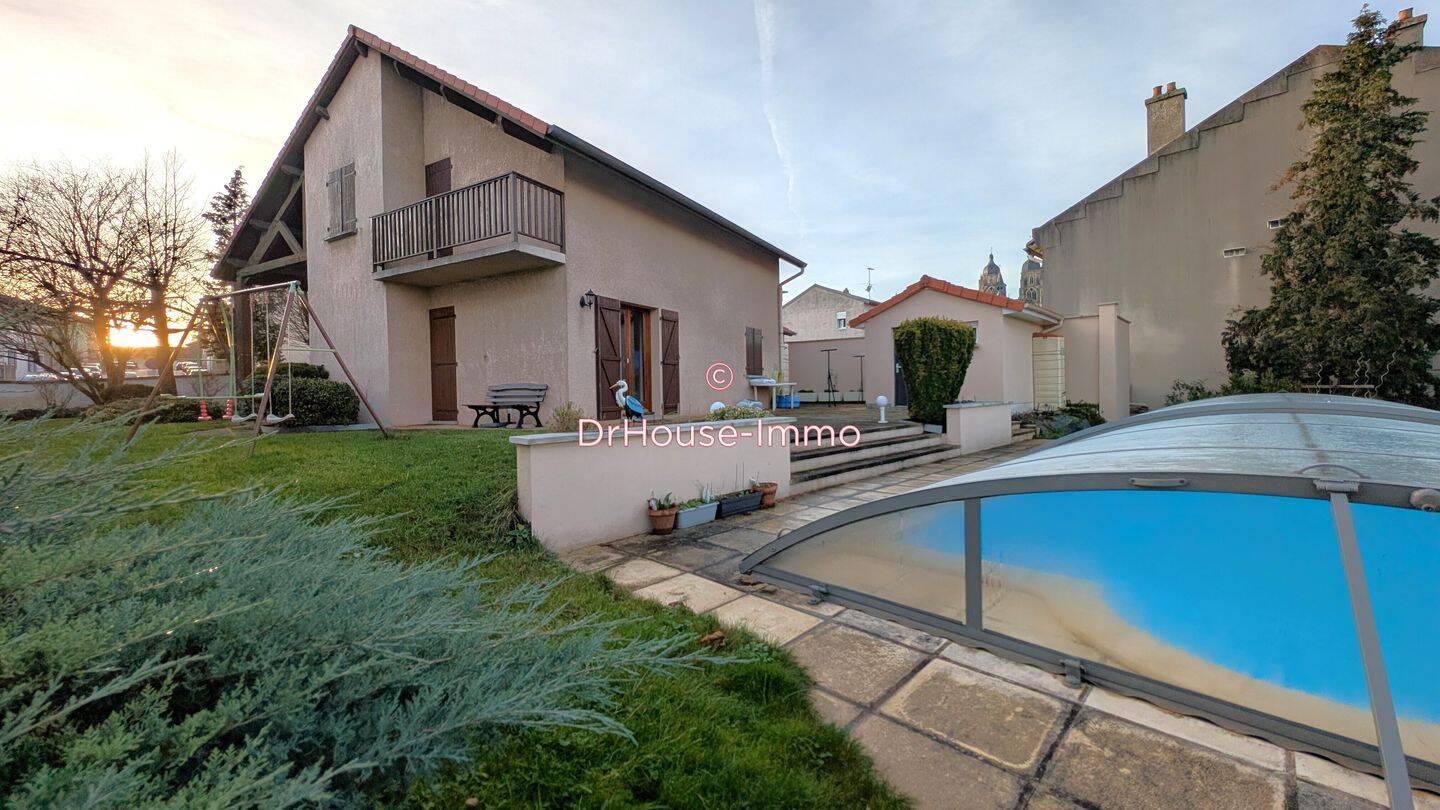 Maison 7 pièces 140 m² · à Saint-Nicolas-de-Port · 140 m² · 349 000 €