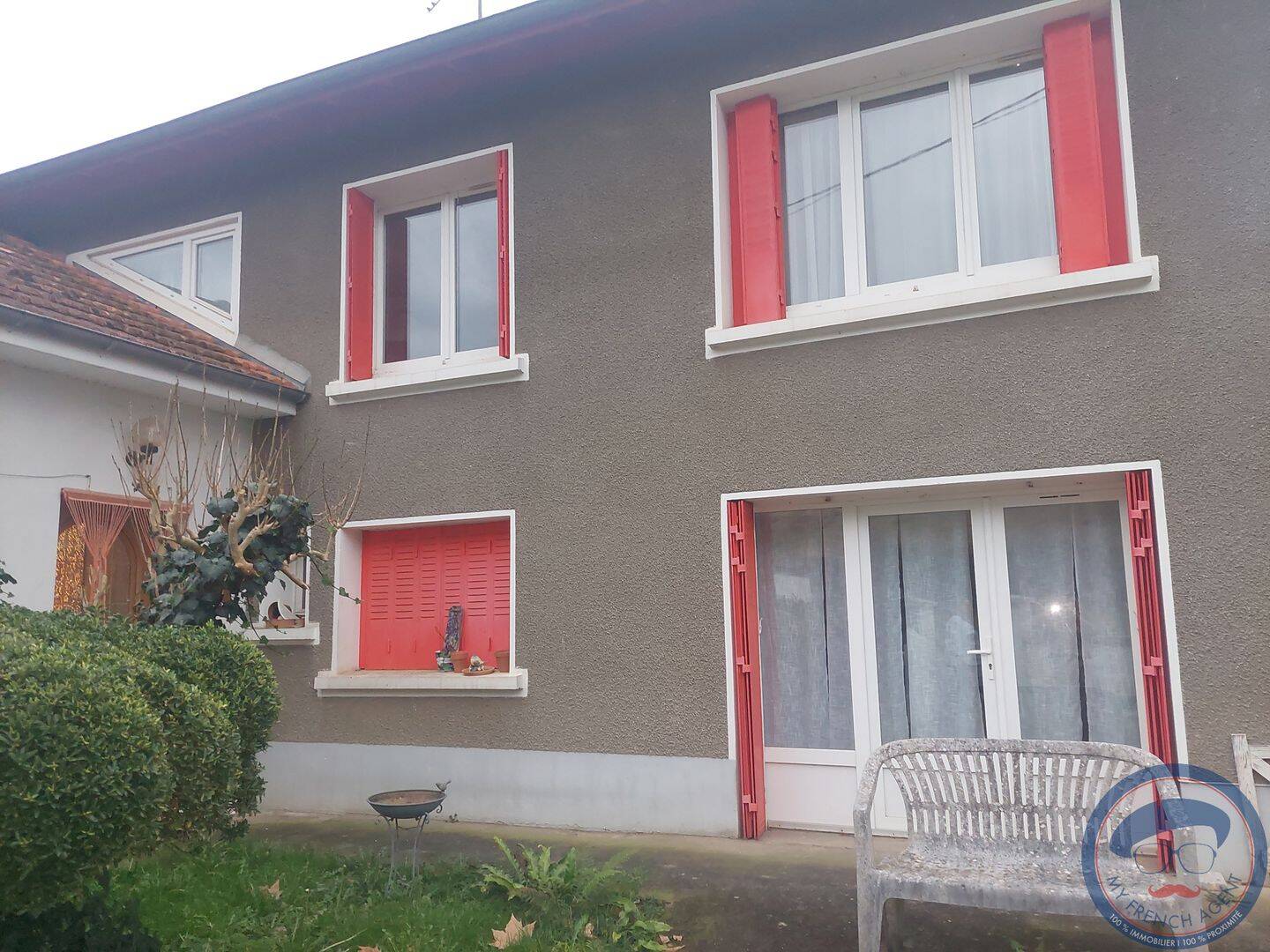 Maison 7 pièces 190 m² · à Oloron-Sainte-Marie · 190 m² · 210 000 €