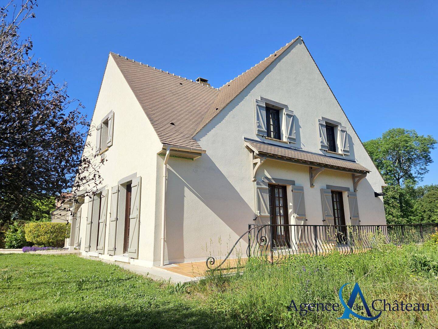Maison 8 pièces 236 m² · à Compiègne · 236 m² · 599 000 €