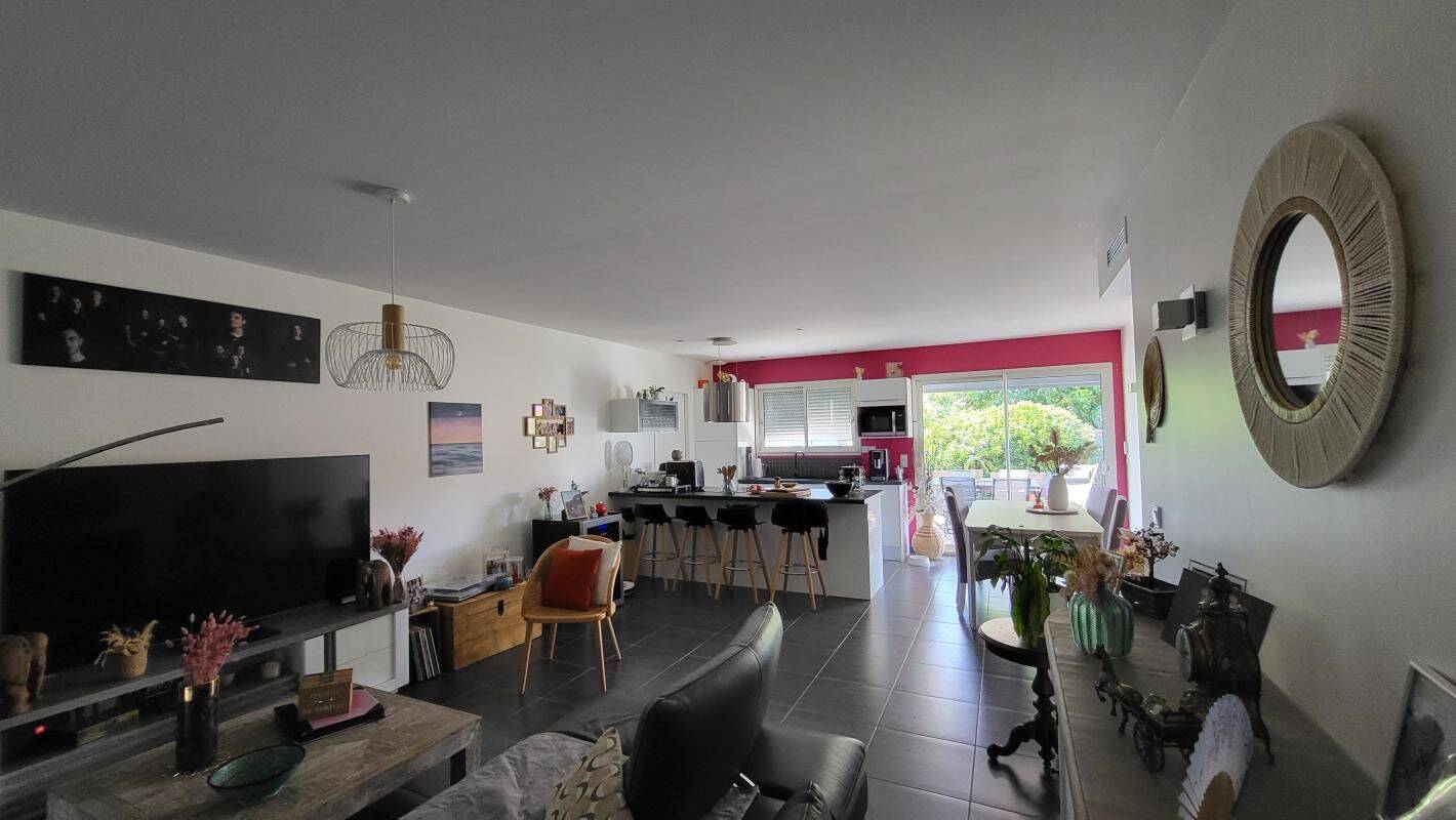Maison 4 pièces 81 m² · à Roquefort · 81 m² · 1 180 €