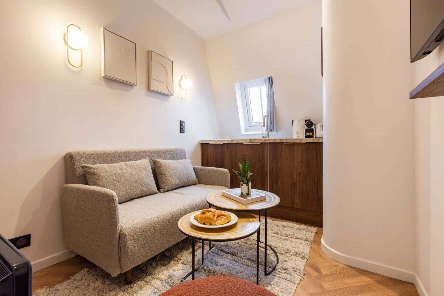 Appartement 1 pièce 11 m² · à Paris 17ème Arrondissement · 11 m² · 1 570 €