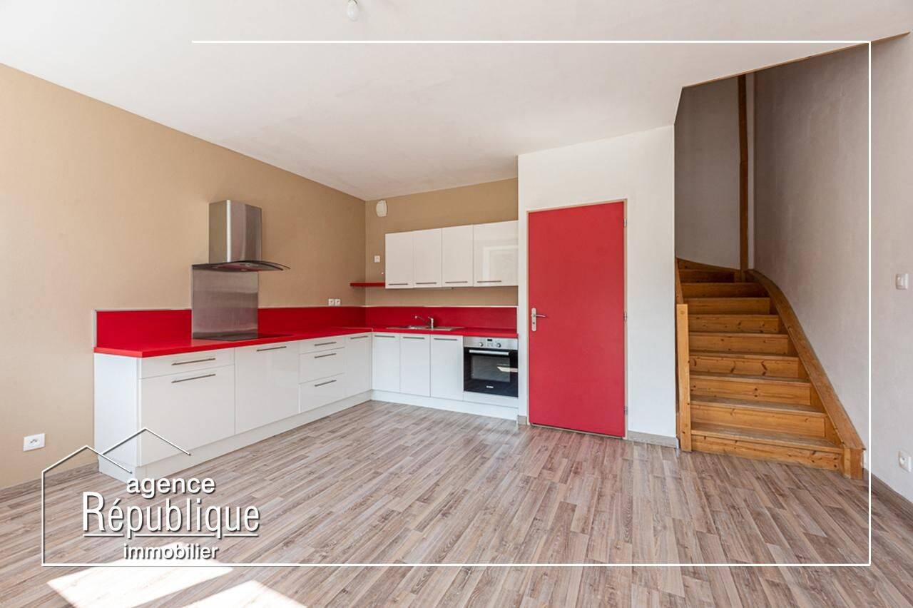 Appartement 4 pièces 71 m² · à Quincey · 71 m² · 735 €