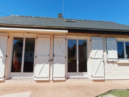 Maison de plain-pied à vendre 262 000 € 3 pièces 2 chambres 80 m² 540 m² de terrain Agglomeration Melesse 35520