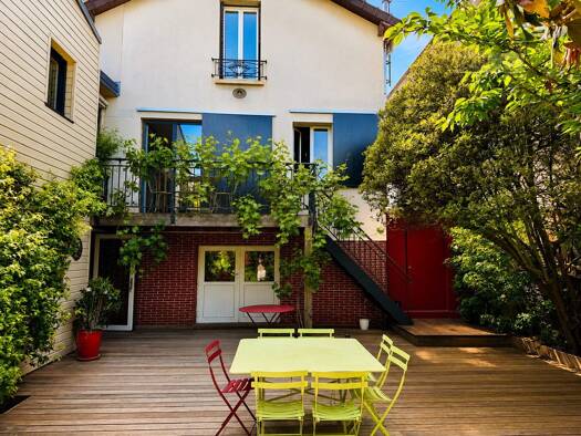Maison à vendre - Première occupation 1 710 000 € 8 pièces 5 chambres 288 m² 700 m² de terrain Barnufles Le Kremlin-Bicêtre 94270