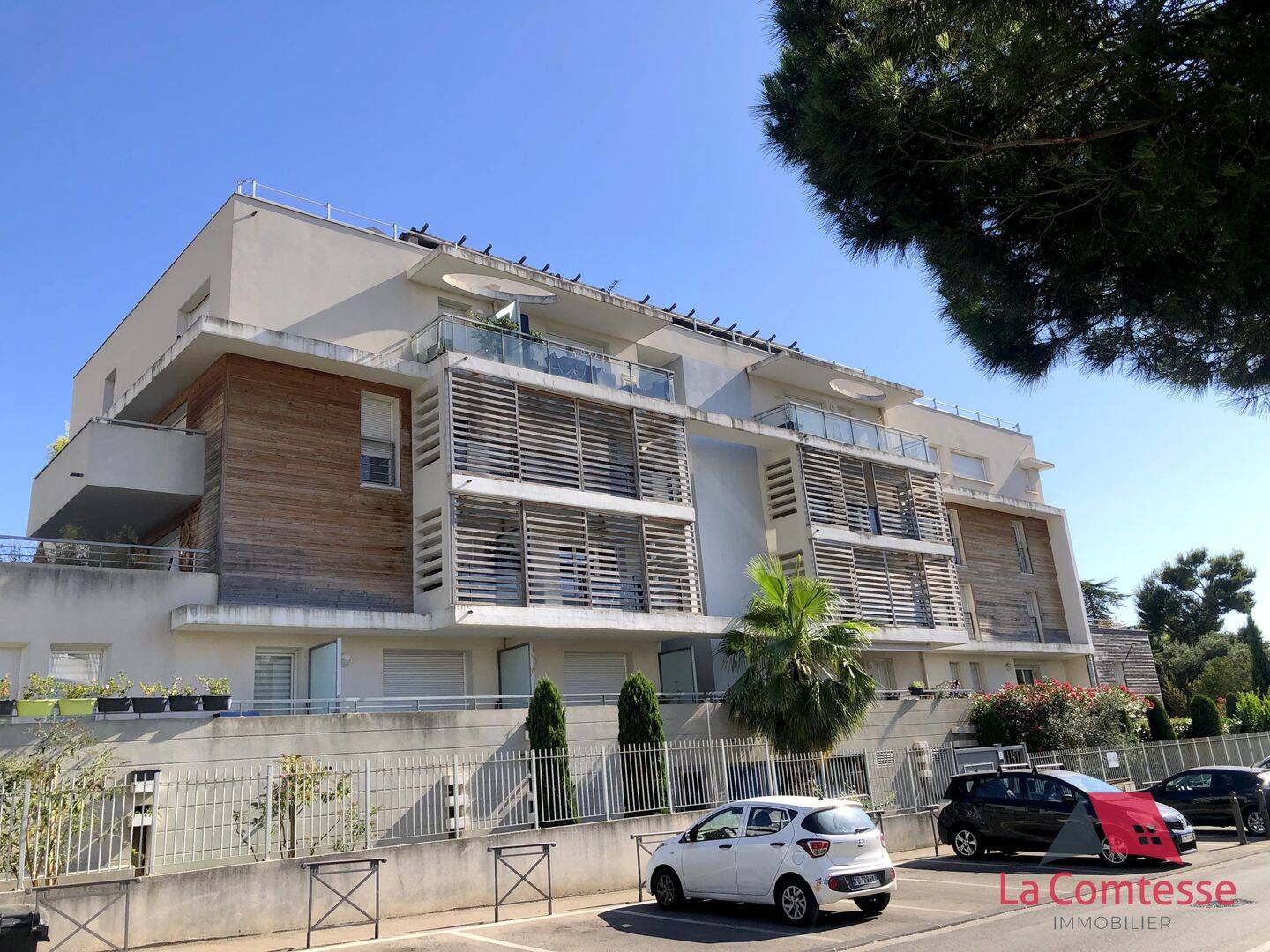 Appartement 3 pièces 61 m² · à Marseille 9ème Arrondissement · 61 m² · 250 000 €