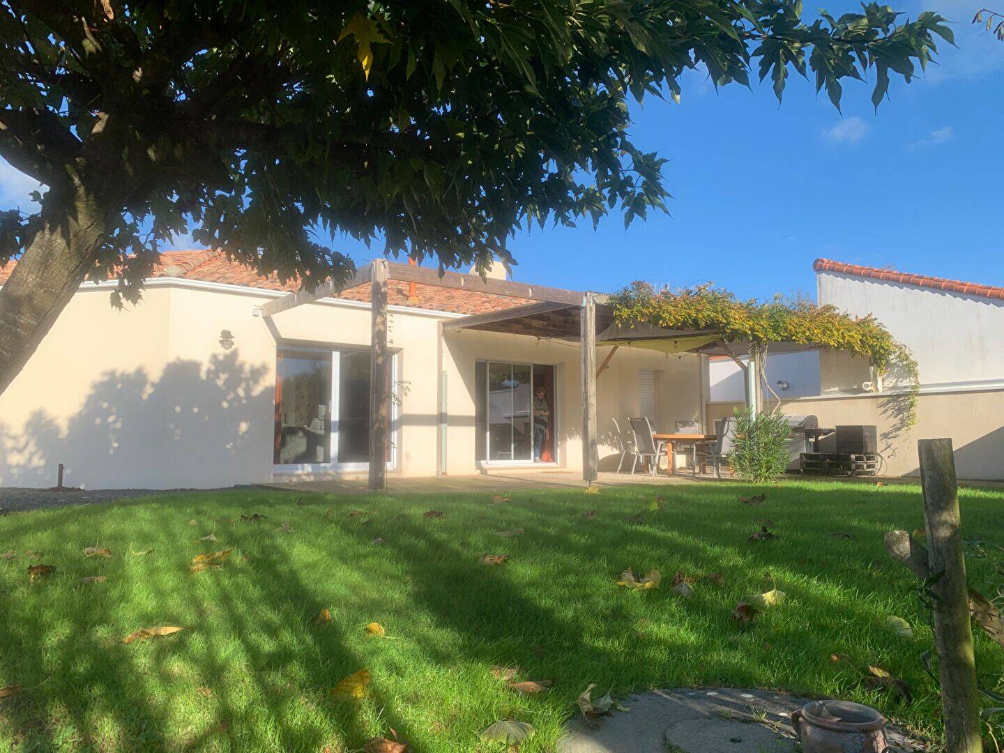 Maison 5 pièces 106 m² · à Coëx · 106 m² · 323 000 €