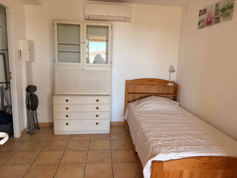 Appartement 1 pièce 15 m² · à Nîmes · 15 m² · 380 €