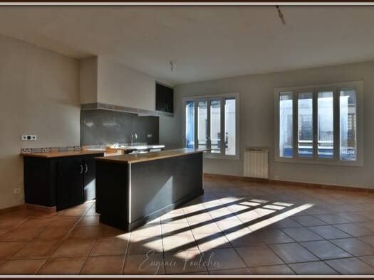 Maison à vendre 174 000 € 6 pièces 4 chambres 137 m² Roujan 34320