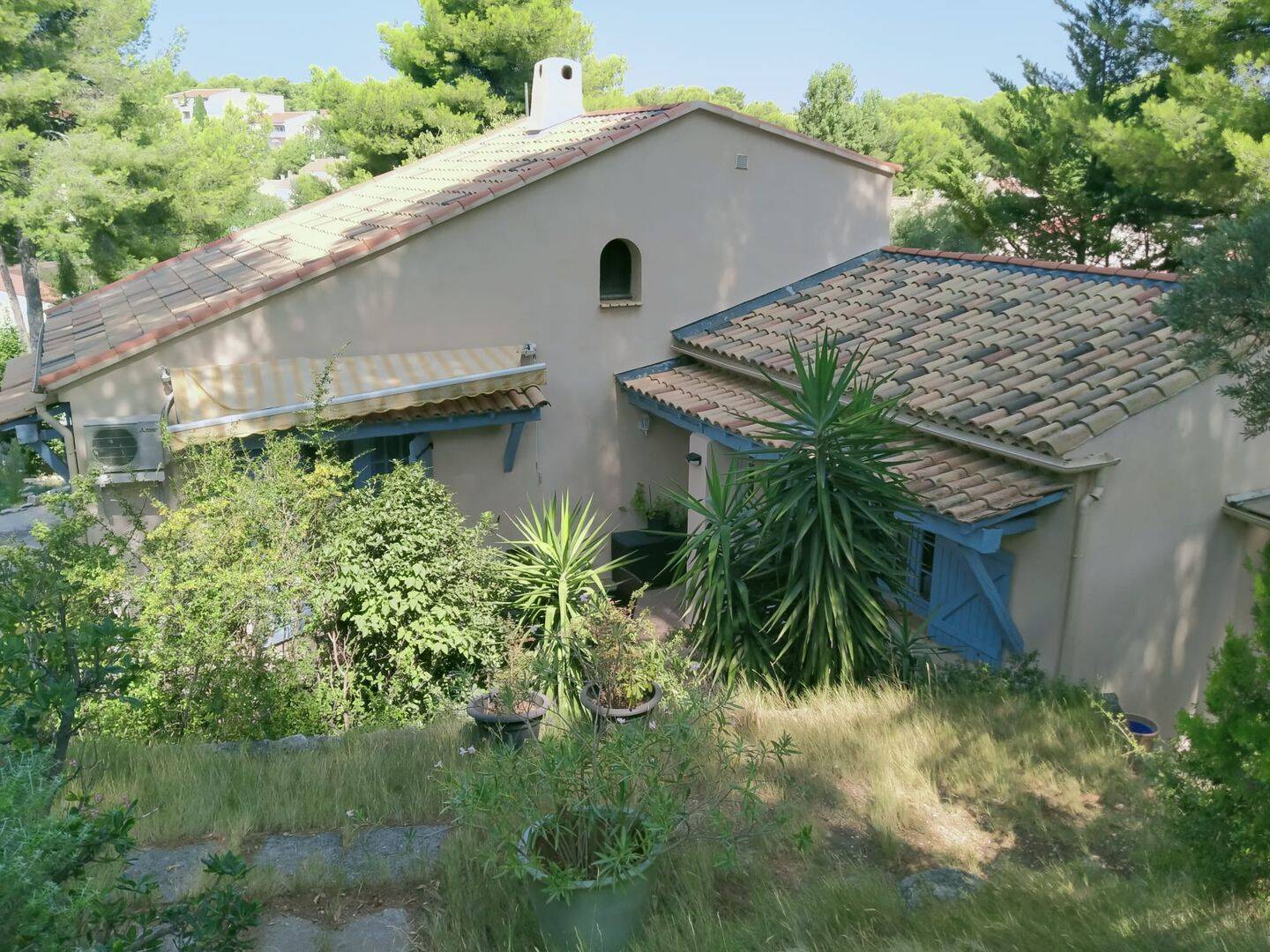 Maison 4 pièces 150 m² · à Rognac · 150 m² · 490 000 €