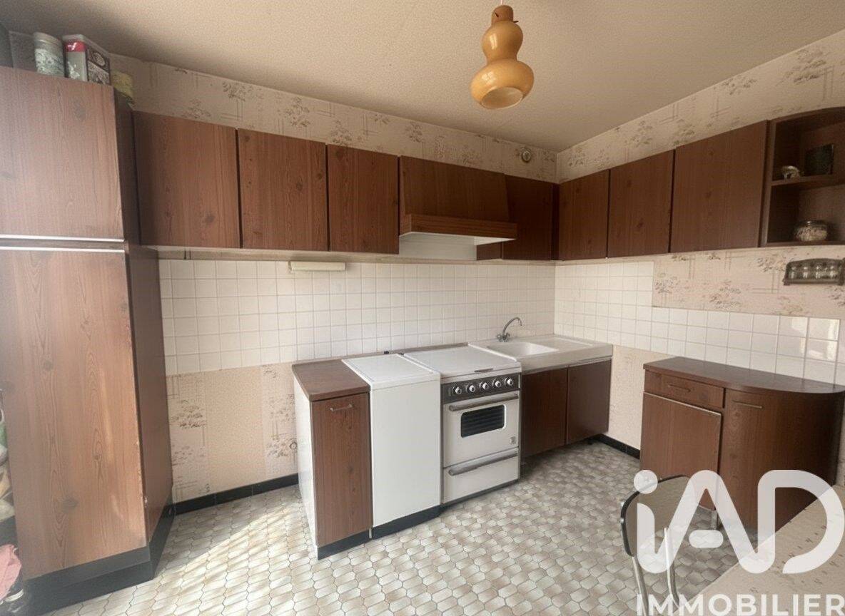 Appartement 4 pièces 80 m² · à Villars · 79,5 m² · 89 000 €