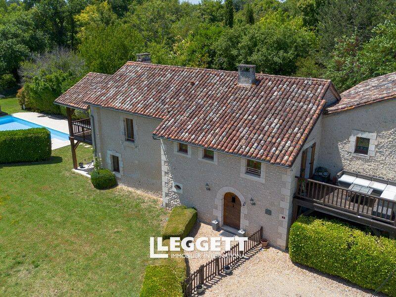 Maison 12 pièces 300 m² · à Celles · 300 m² · 599 000 €