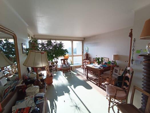 Appartement à vendre 85 000 € 4 pièces 2 chambres 74,4 m² Étage 6/10 Vandœuvre-lès-Nancy 54500