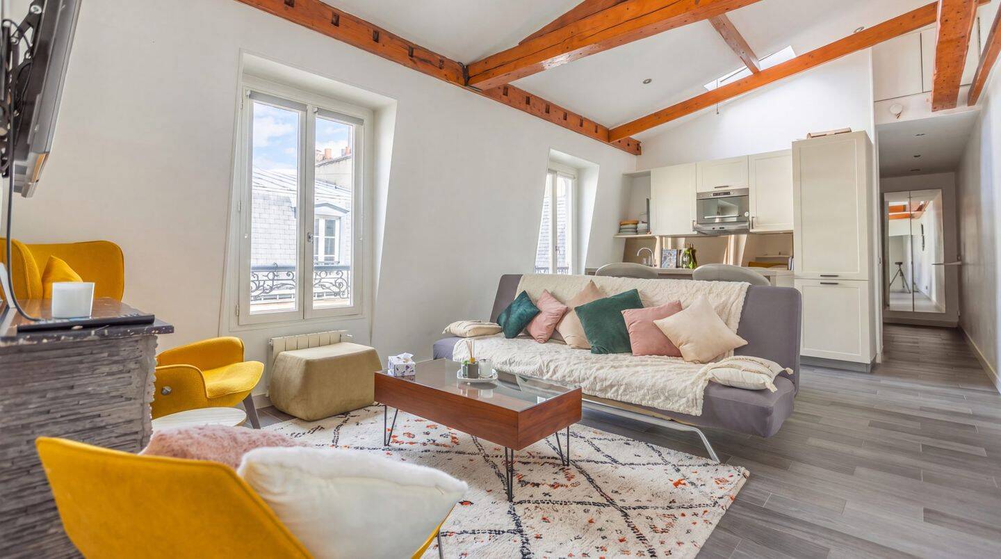 Appartement 2 pièces 51 m² · à Paris 17ème Arrondissement · 51 m² · 2 181 €/mois