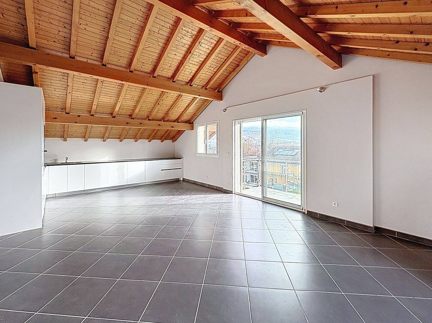 Appartement 3 pièces 118 m² · à Vétraz-Monthoux · 118 m² · 459 000 €
