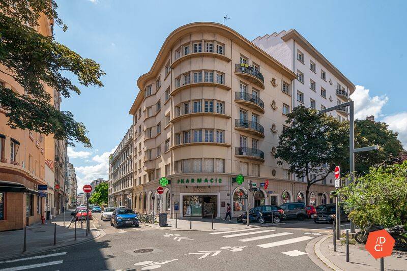 Appartement 7 pièces 201 m² · à Lyon 7ème Arrondissement · 201 m² · 749 000 €