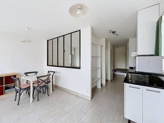 Appartement à vendre 298 000 € 2 pièces 1 chambre 38 m² Étage 3/5 Bas Montreuil-Bobillot Montreuil 93100