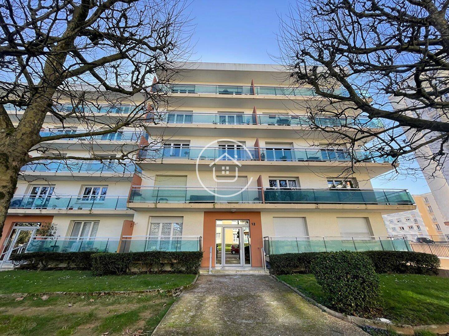 Appartement 3 pièces 77 m² · à Blois · 77 m² · 99 900 €