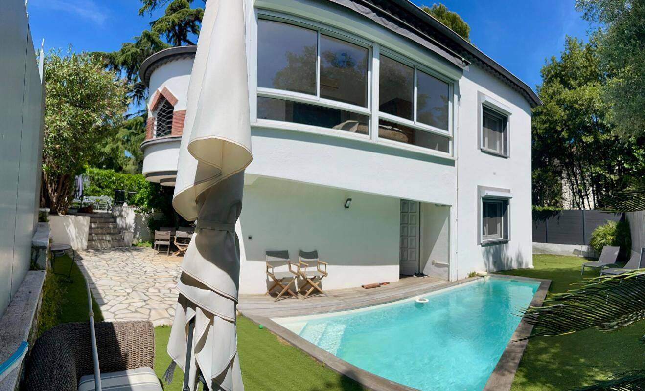 Maison 5 pièces 225 m² · à Cannes · 225 m² · 1 260 000 €