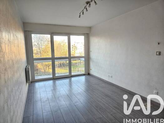 Appartement à vendre 90 000 € 2 pièces 1 chambre 48 m² Étage 2/8 République Jarville-la-Malgrange 54140