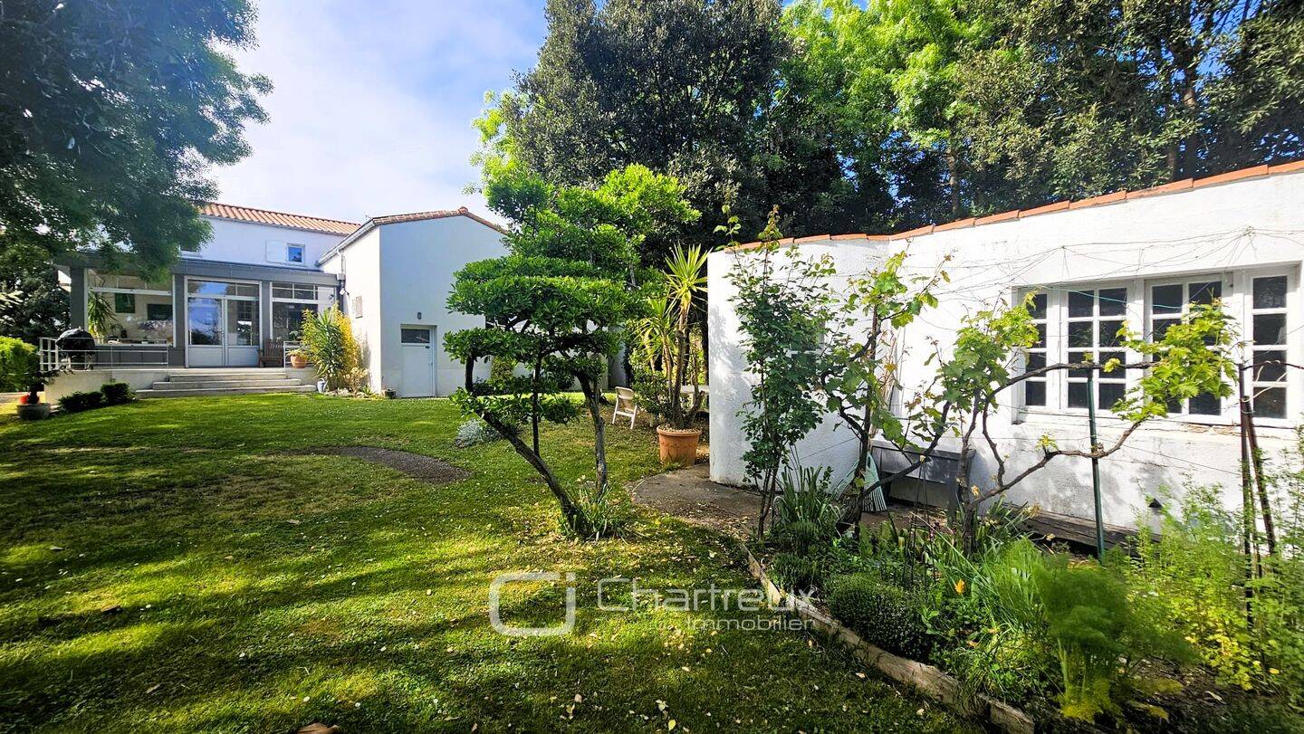 Maison 10 pièces 210 m² · à Vaux-sur-Mer · 210 m² · 1 199 000 €