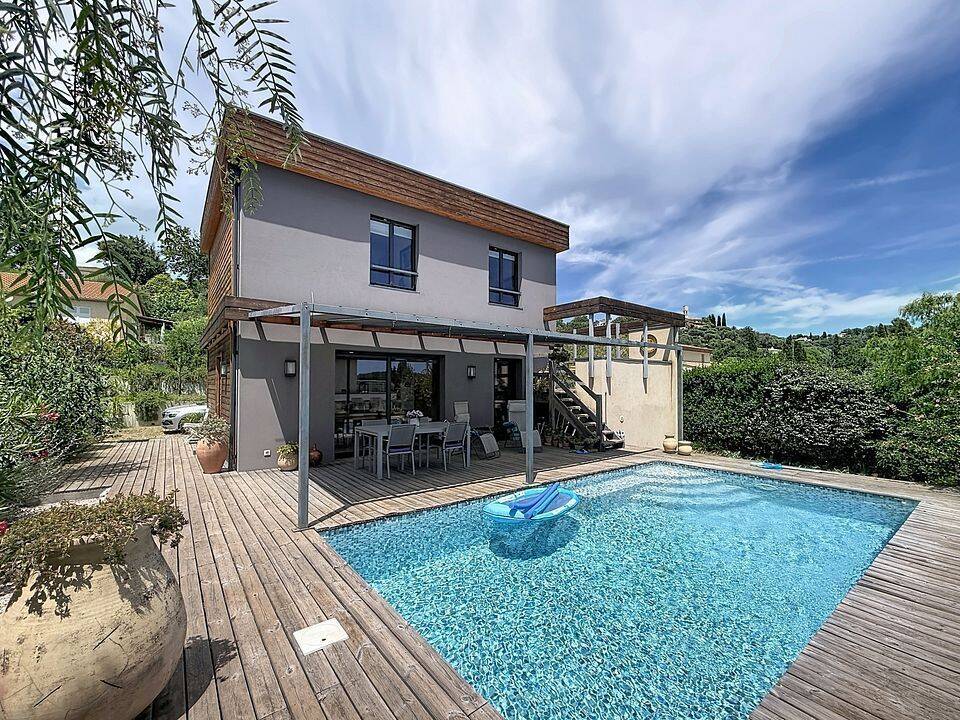 Maison 4 pièces 102 m² · à Opio · 102 m² · 849 000 €