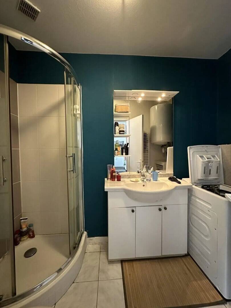 T2 DE 31.42 m2 RUE DE SERRIGNY — 6