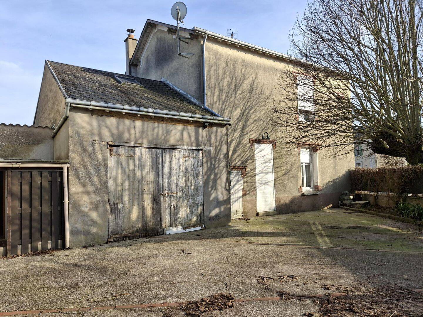 Maison 5 pièces 145 m² · à Fresnay-l'Évêque · 145 m² · 155 000 €
