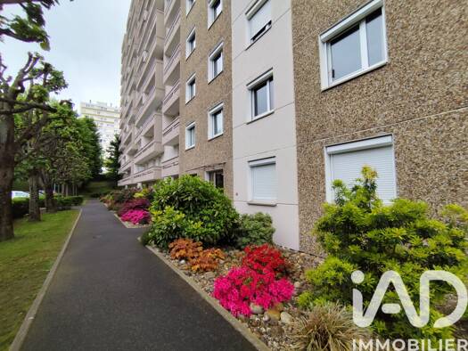 Appartement à vendre 60 000 € 1 pièce 32 m² Étage 7/13 La Métare – Le Portail Rouge Saint-Étienne 42100