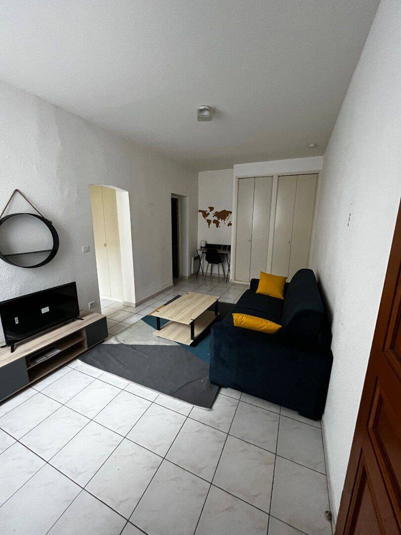 Appartement 1 pièce 28 m² · à Béziers · 28 m² · 395 €