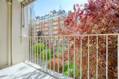 Appartement à vendre 366 000 € 2 pièces 1 chambre 41,3 m² Étage 1/9 Violet Commerce Paris 15ème 75015