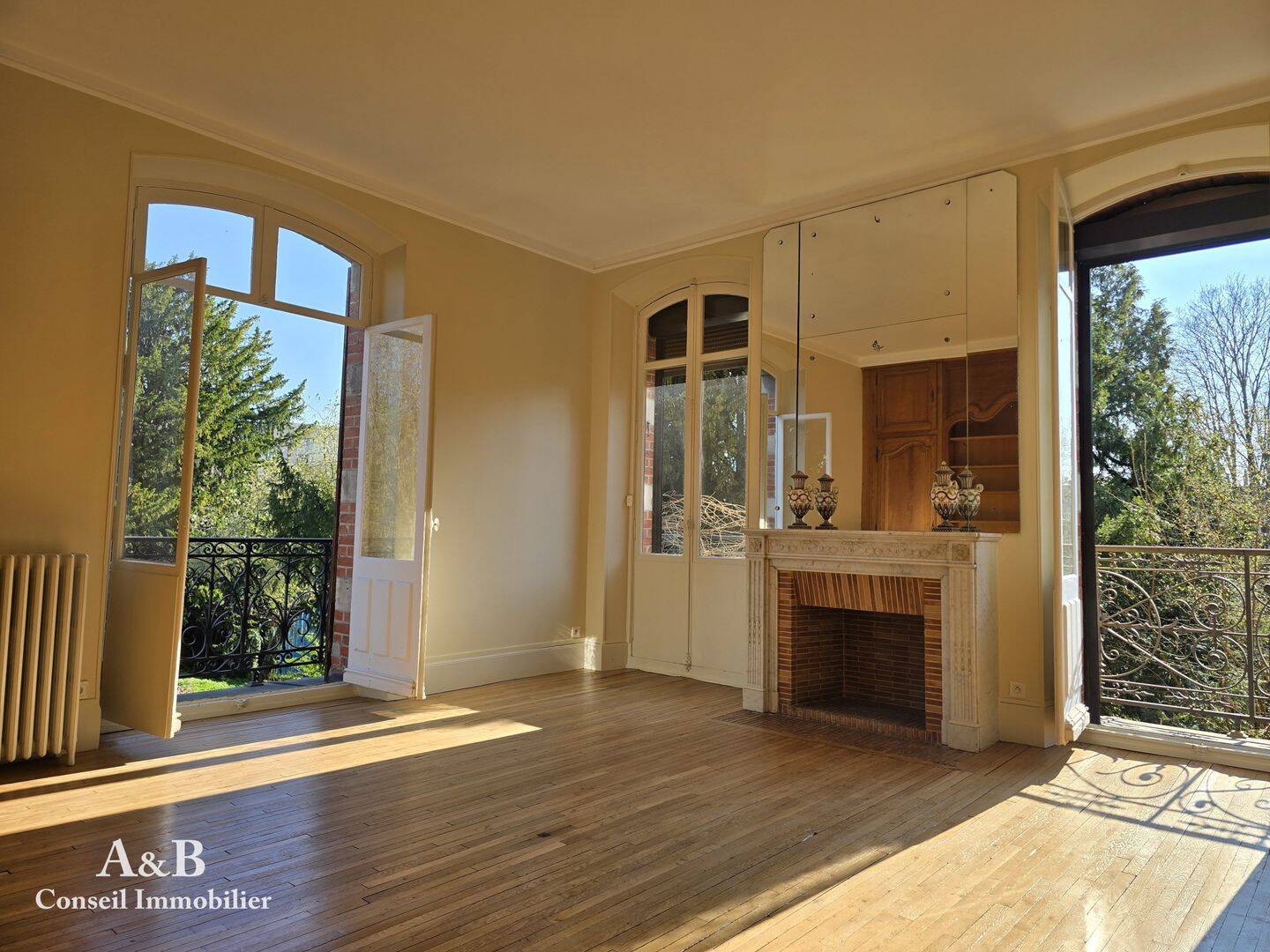 Maison 16 pièces 457 m² · à Troyes · 457 m² · 900 000 €