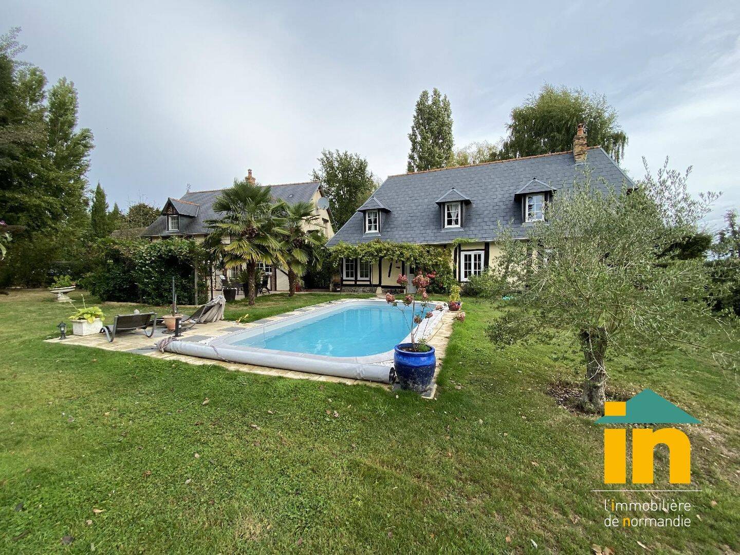 Maison 9 pièces 207 m² · à Rugles · 207 m² · 567 000 €