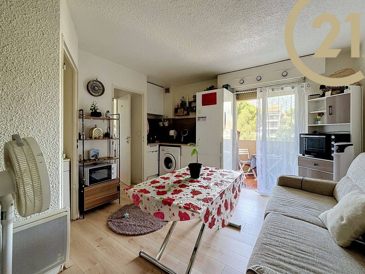 Appartement 1 pièce 19 m² · à Fréjus · 18,6 m² · 99 900 €