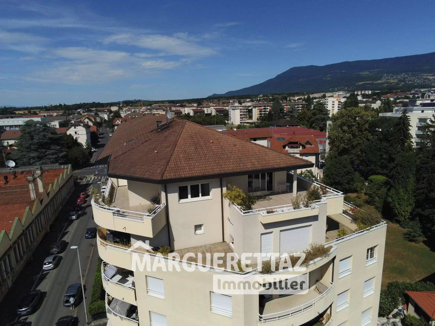 Appartement 6 pièces 137 m² · à Annemasse · 137 m² · 699 000 €