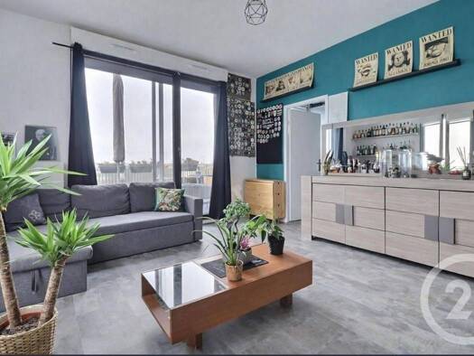 Appartement à vendre 237 000 € 3 pièces 2 chambres 63 m² RDC La Courneuve 93120