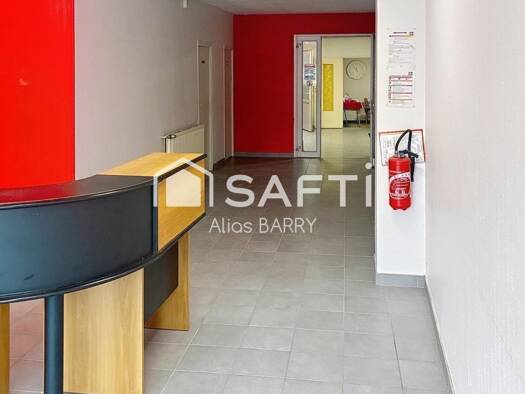 Local commercial à vendre 115 000 € 161 m² de surface de vente Nord Ouest Lens 62300