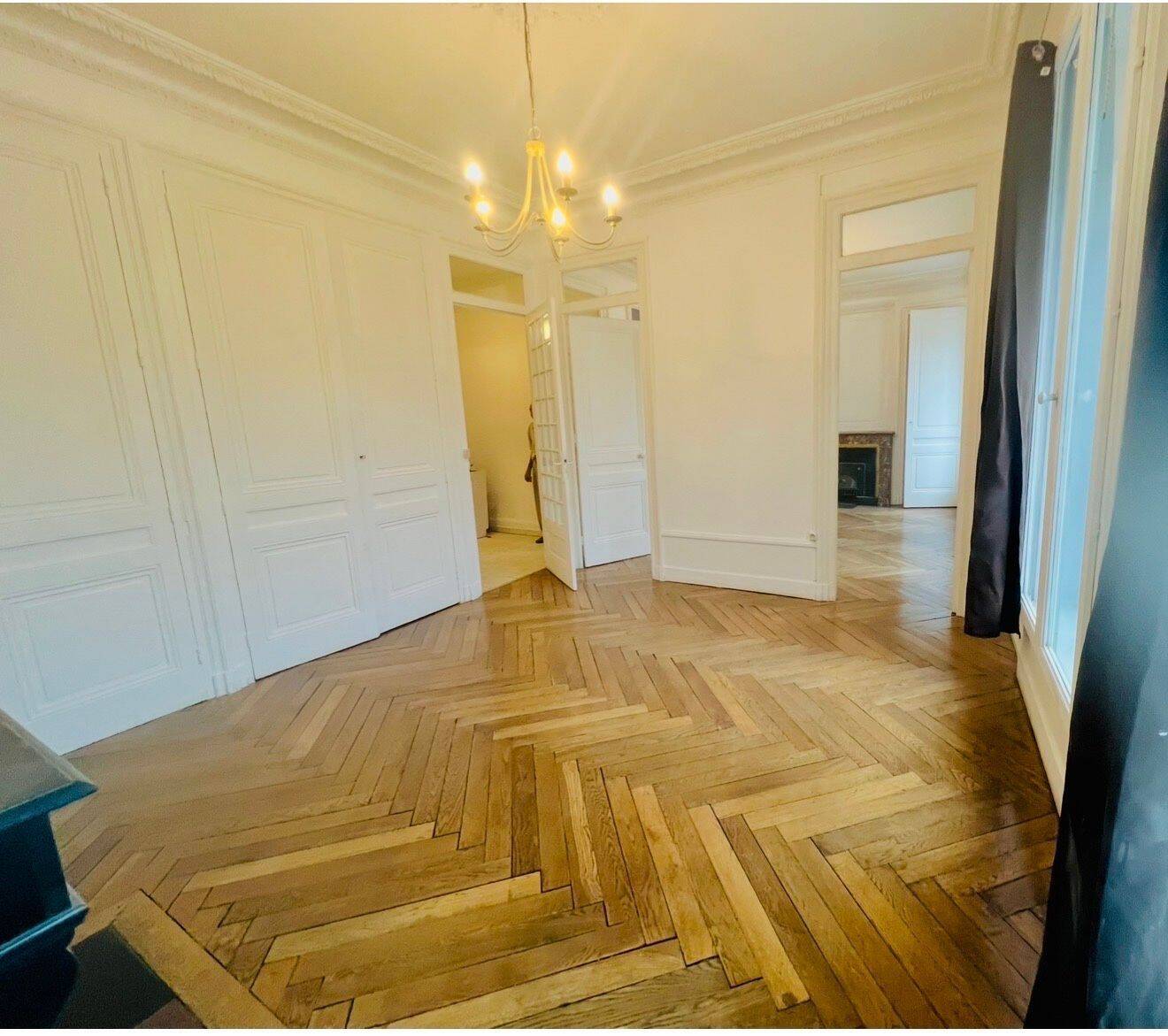 Appartement 3 pièces 85 m² · à Caluire-Et-Cuire · 85 m² · 1 290 €