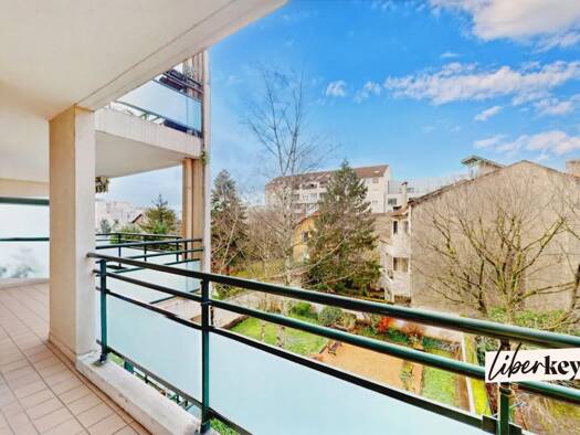 Appartement à vendre 370 000 € 4 pièces 3 chambres 86 m² Étage 3/6 La Villette Lyon 3ème arrondissement 69003