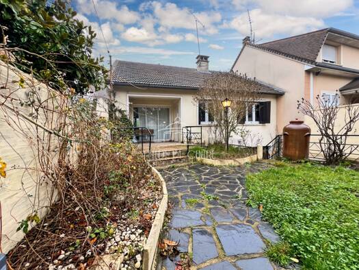 Maison à vendre 312 000 € 6 pièces 4 chambres 115,8 m² 505 m² de terrain Villeneuve-le-Roi 94290