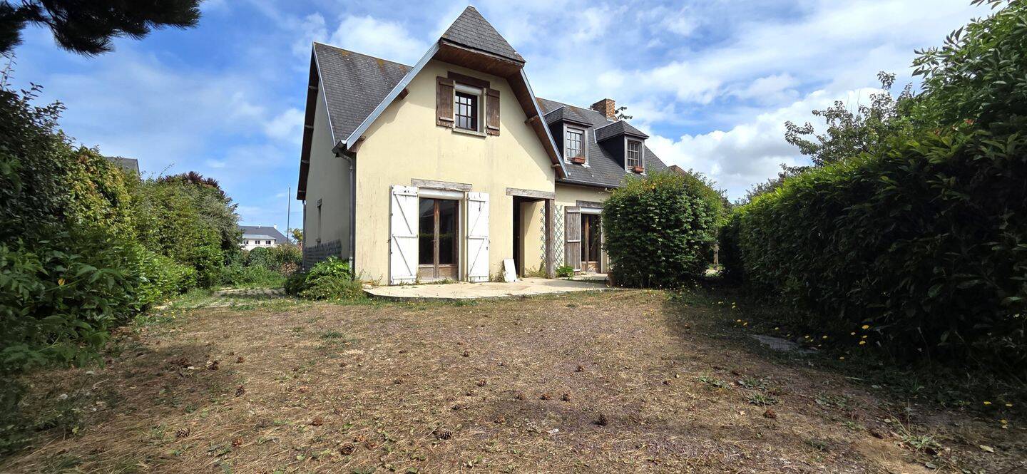 Maison 6 pièces 165 m² · à Grandcamp-Maisy · 165 m² · 285 000 €