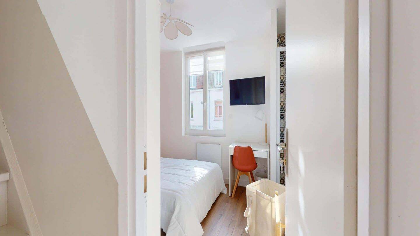 Chambre 1 - POSTES G - Colocation — 2