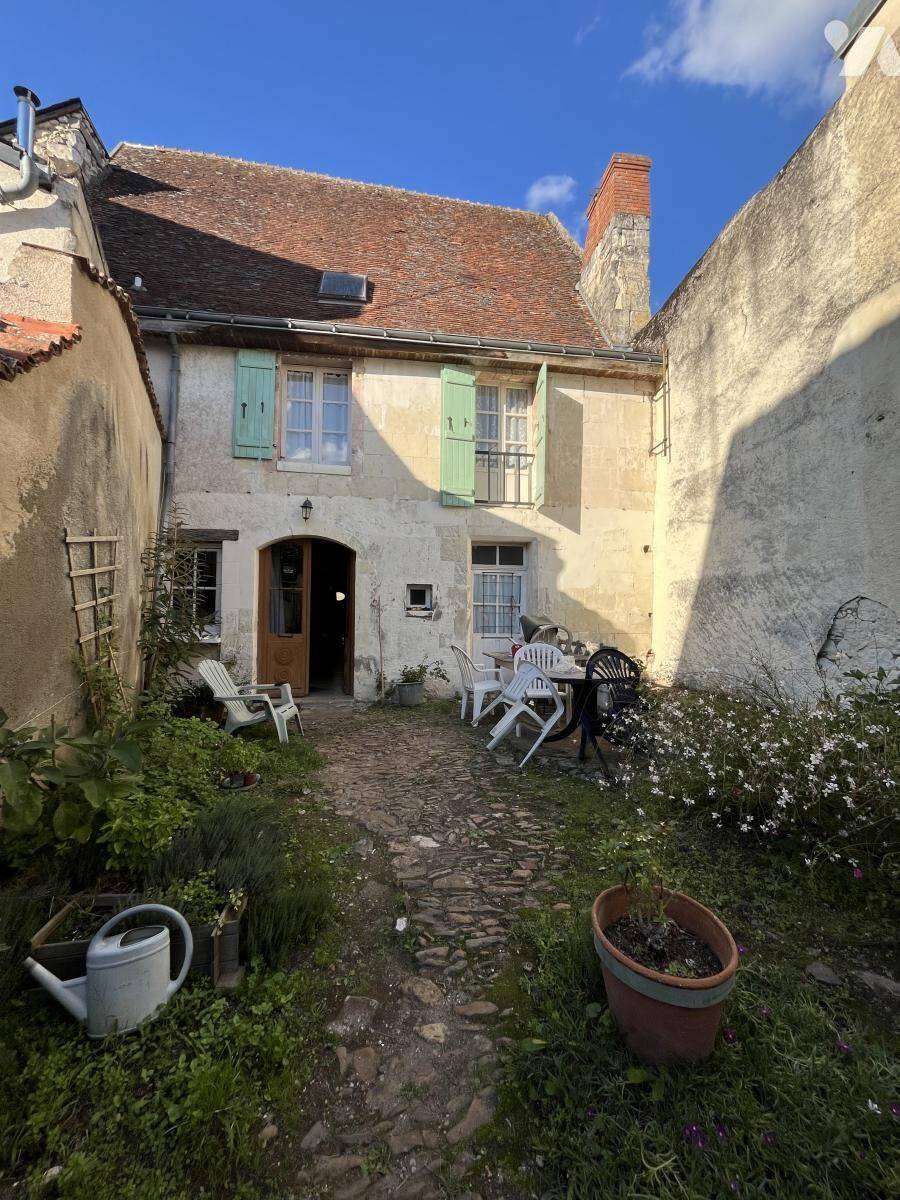 Maison 8 pièces 173 m² · à L'Île-Bouchard · 173 m² · 148 400 €