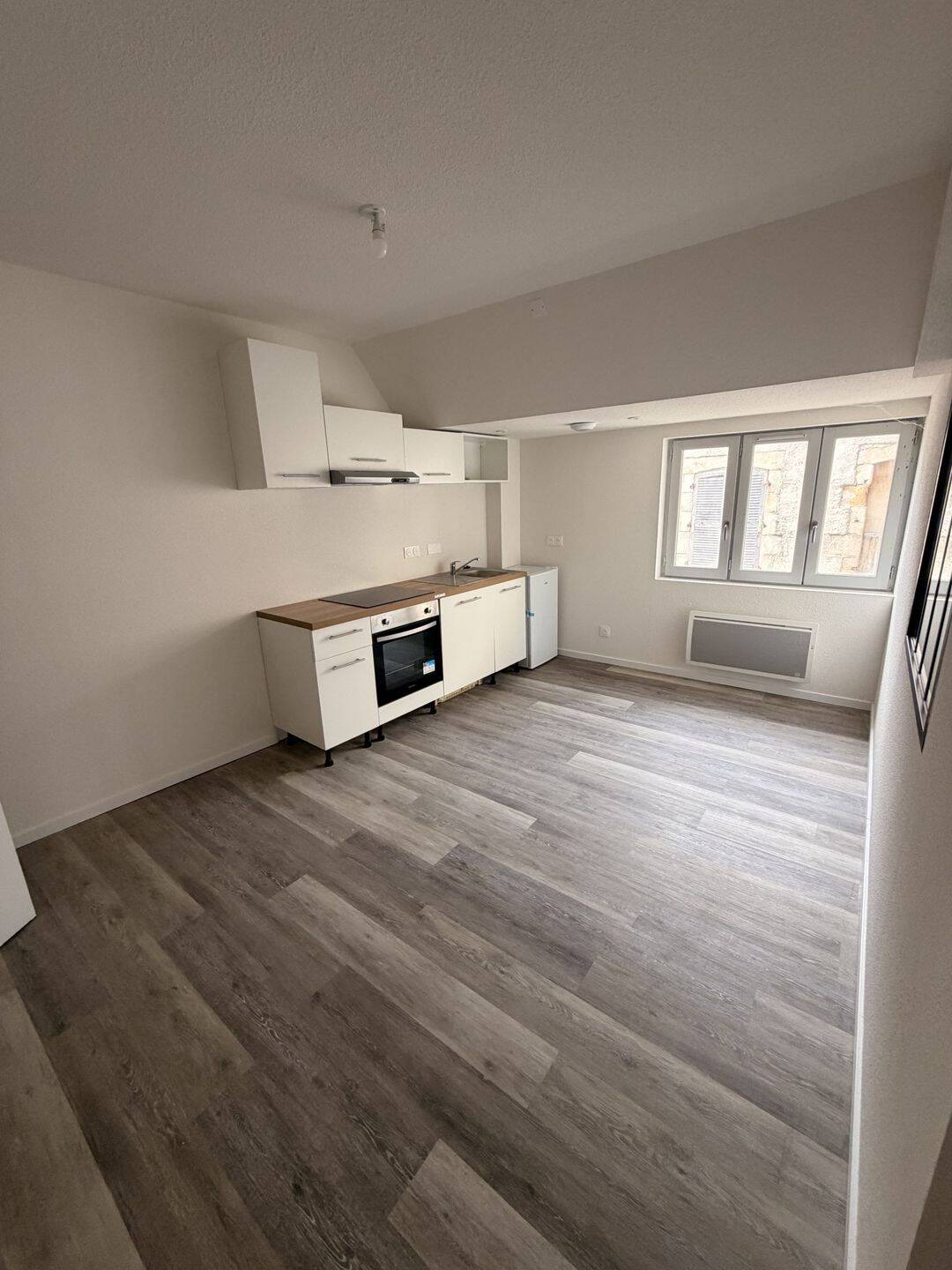 Appartement 1 pièce 30 m² · à Montluçon · 29,7 m² · 420 €