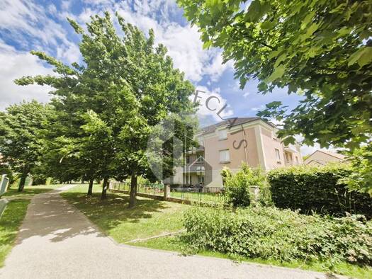Appartement à vendre 274 000 € 4 pièces 3 chambres 77 m² Étage 2/2 Bailly-Romainvilliers 77700