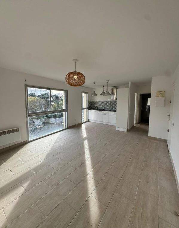 Appartement 2 pièces 45 m² · à Marseille 10ème Arrondissement · 45 m² · 720 €/mois